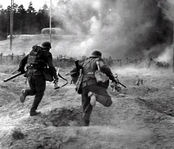 German soldiers storming a Russian bunker, in 1941.